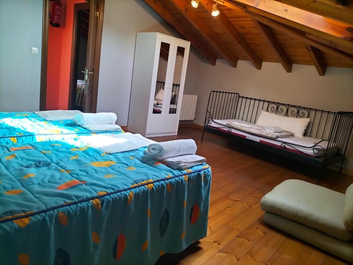 Apartamentos La Corona Llames de Parres Buitenkant foto