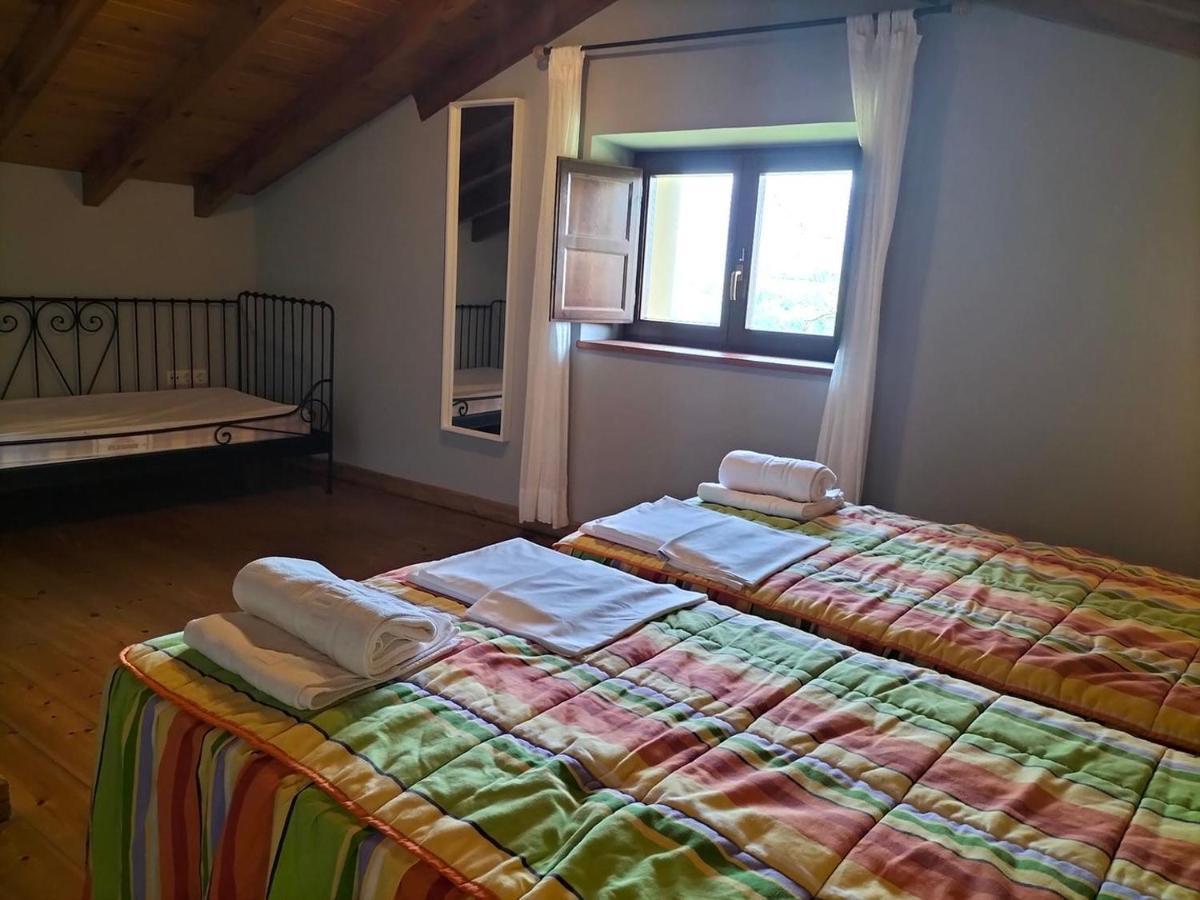 Apartamentos La Corona Llames de Parres Buitenkant foto