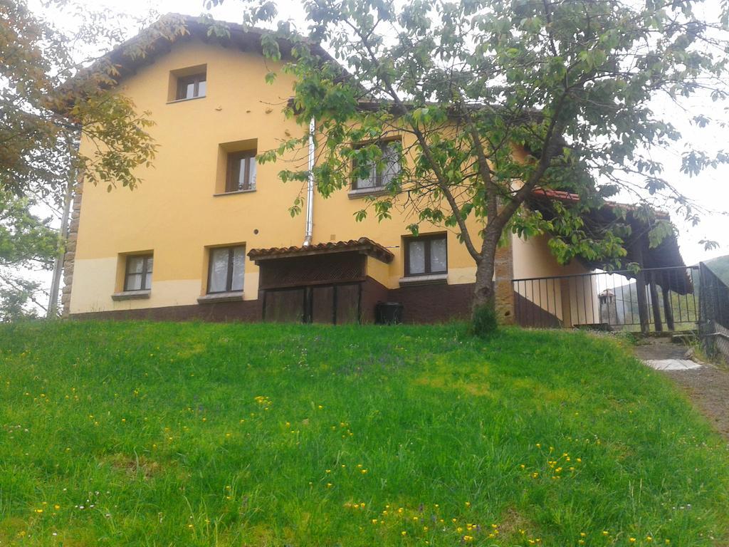 Apartamentos La Corona Llames de Parres Buitenkant foto