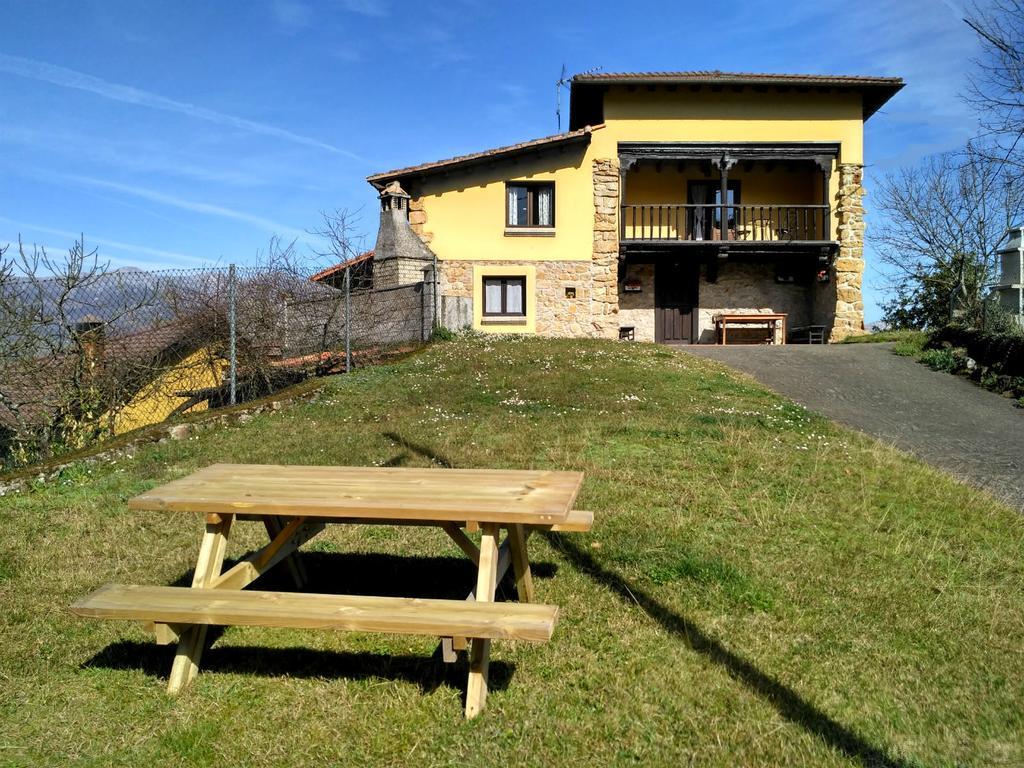 Apartamentos La Corona Llames de Parres Buitenkant foto